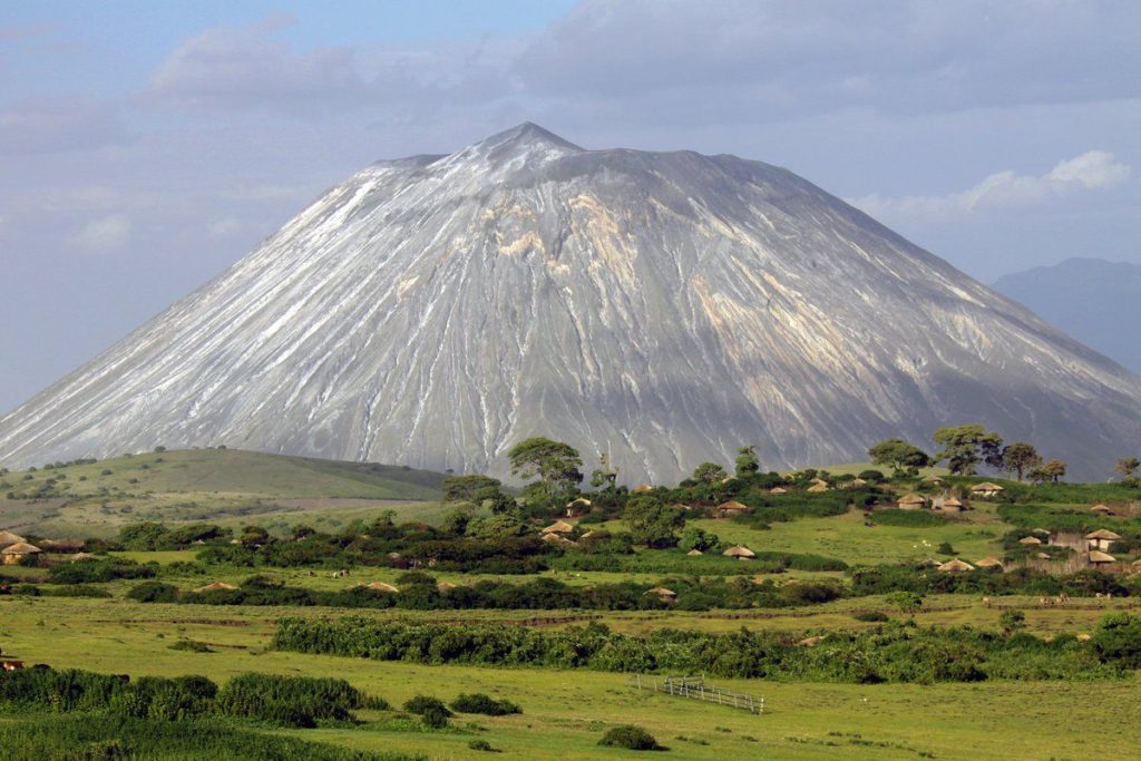 Mt.Oldonyo.Lengai